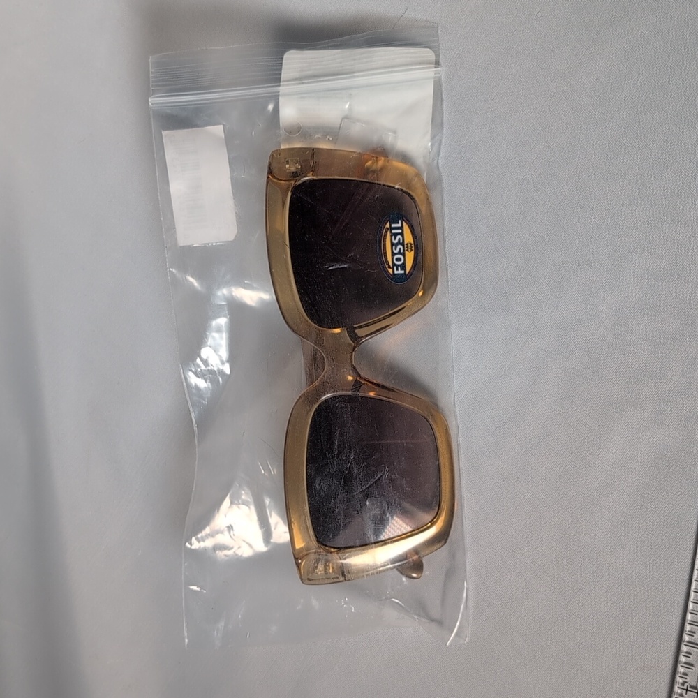 Fossil 55 mm Cat Eye Sunglasses in Honey - Picture 6 of 6